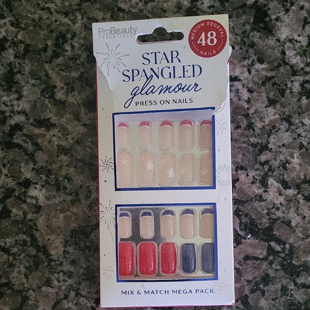 Star Spangled Glamour Press On Nails 48 medium squoval nail new no glue needed